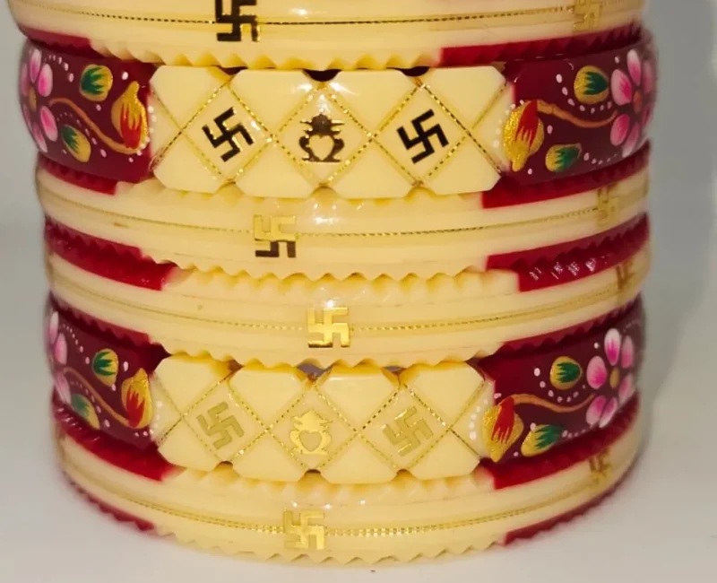 Ivory Swastik Lac Set