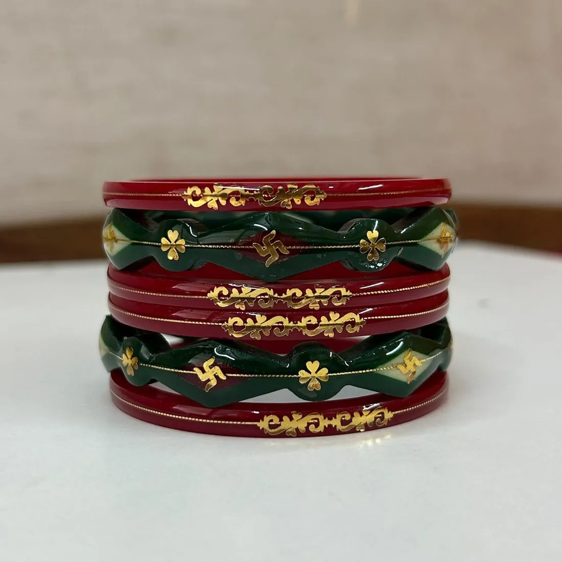 Red & Green Festive Churi – Glass Bangle Set
